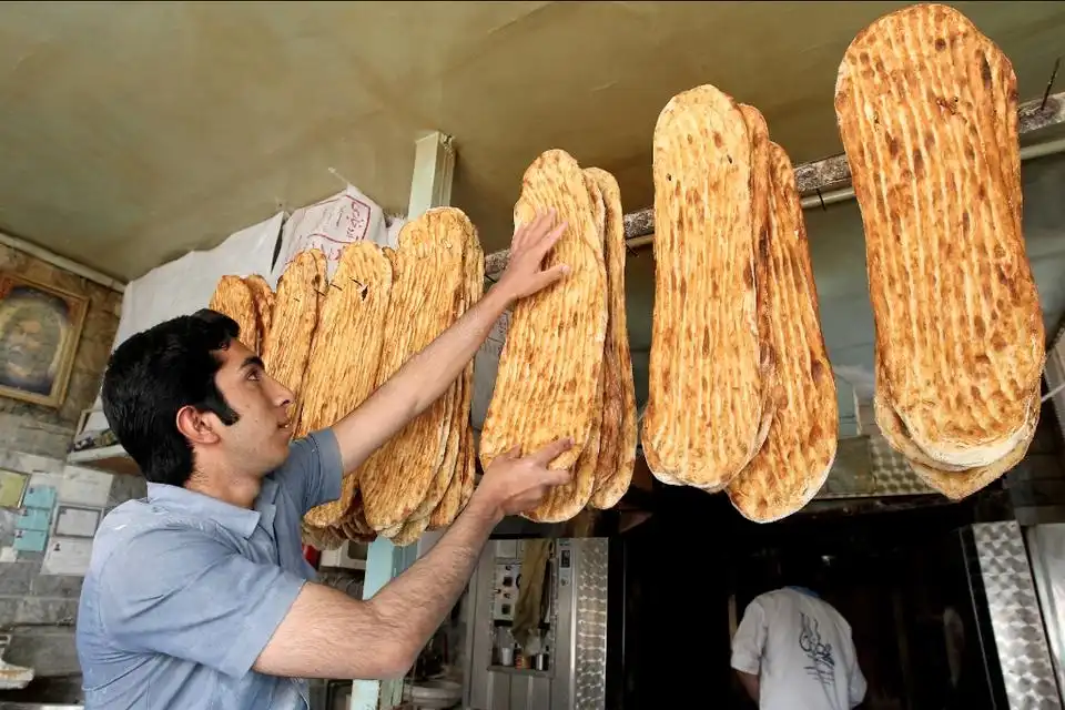 Iran attractions - bread