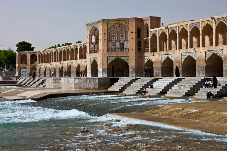 places to visit in Iran - tourist attractions in Isfahan