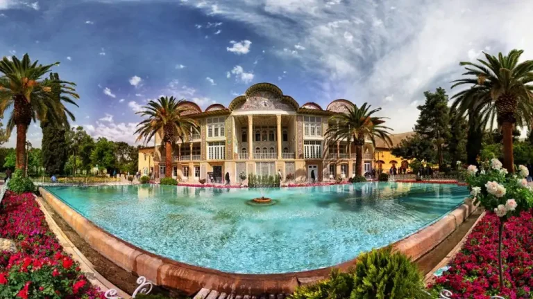 places to visit in Iran - tourist attractions in Shiraz